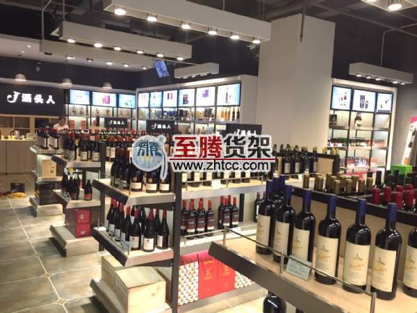 酒头人连锁酒品专卖：酒架的展现艺术